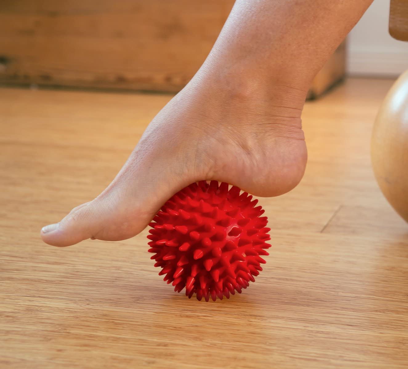 Deep tissue acupuncture ball